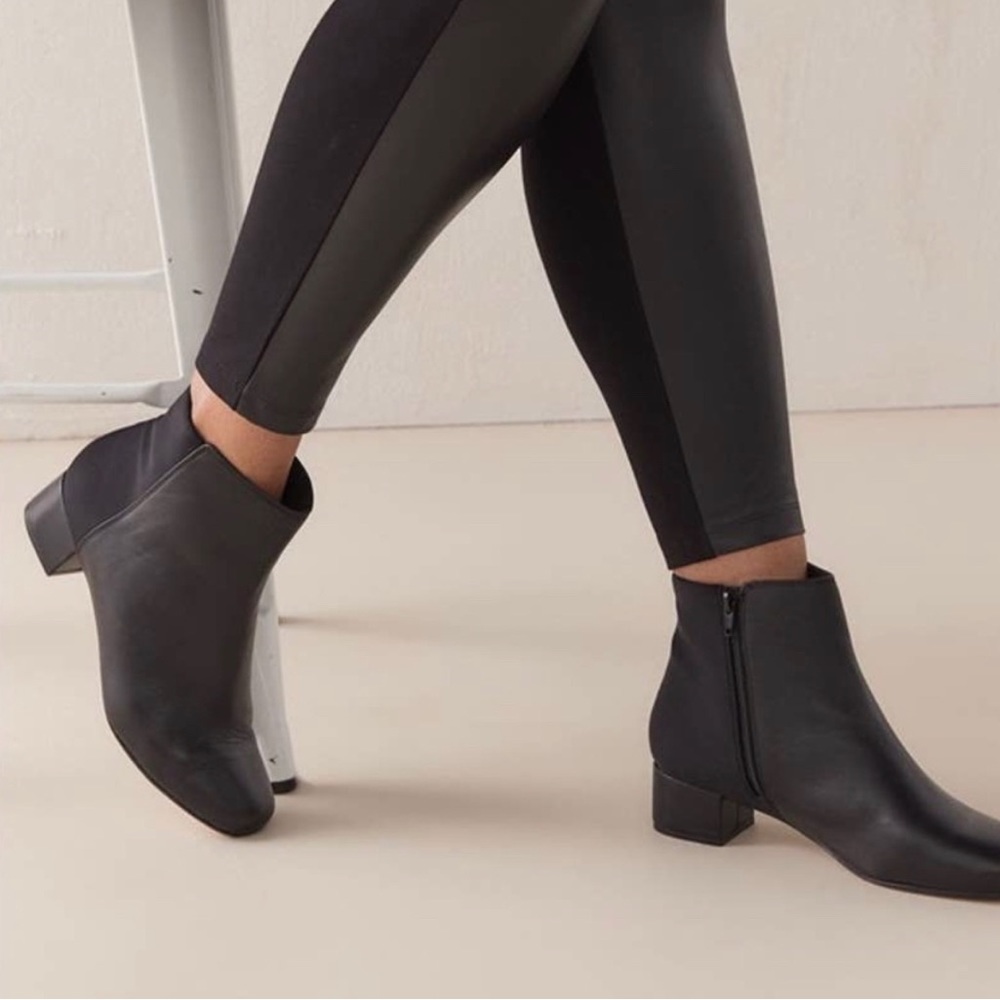 Clarks Chartli Valley Black Suede Ankle Boots Booties Leather 9.5